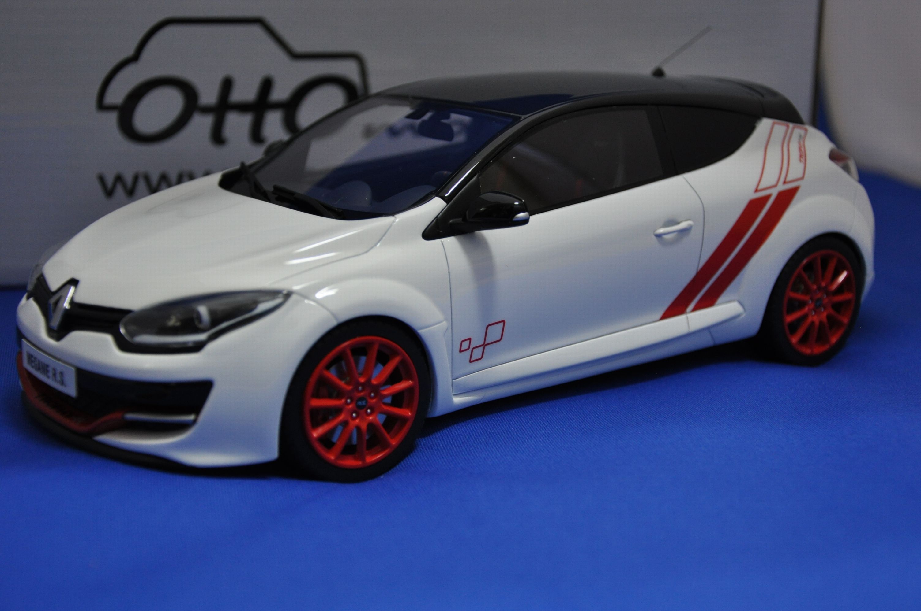 OttO mobile 1 18 Scale Renault Megane III RS Trophy R にーまるろく あーるしー